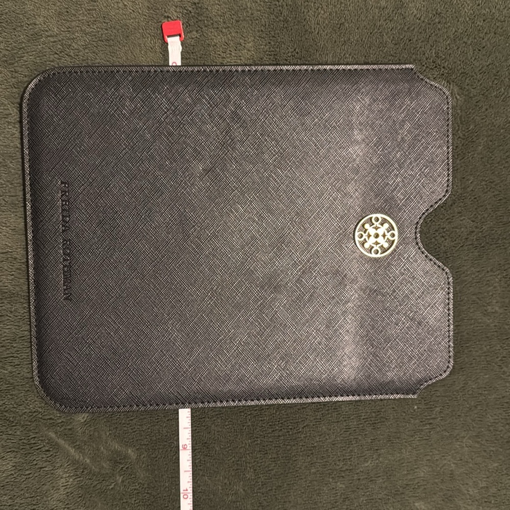 Frieda Rothman Ipad/Tablet Case - Picture 8 of 9